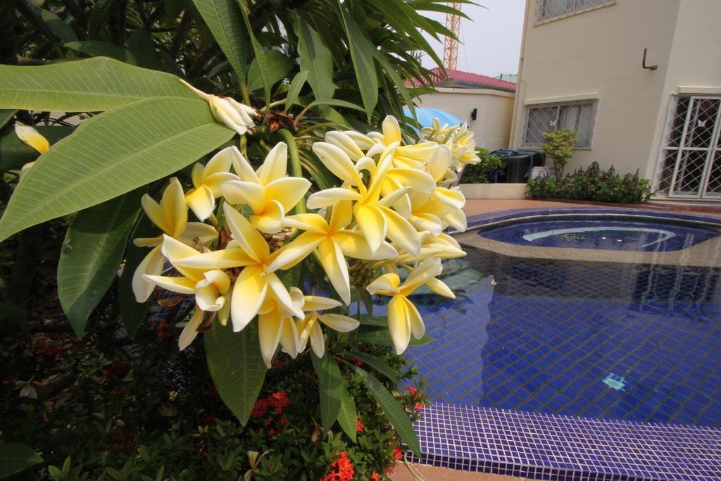 Butterfly Garden Boutique Residences Apts And Villas, A Lifestyle Destination Ex Lg 1-3 Bedroom Units , Full Kitchen, 2 Full Bathrooms, Rain Shower, Spa Bath, Free Bbq, Free Fast Fiber Optic Wifi, Staff 24-7 Патая Стая снимка