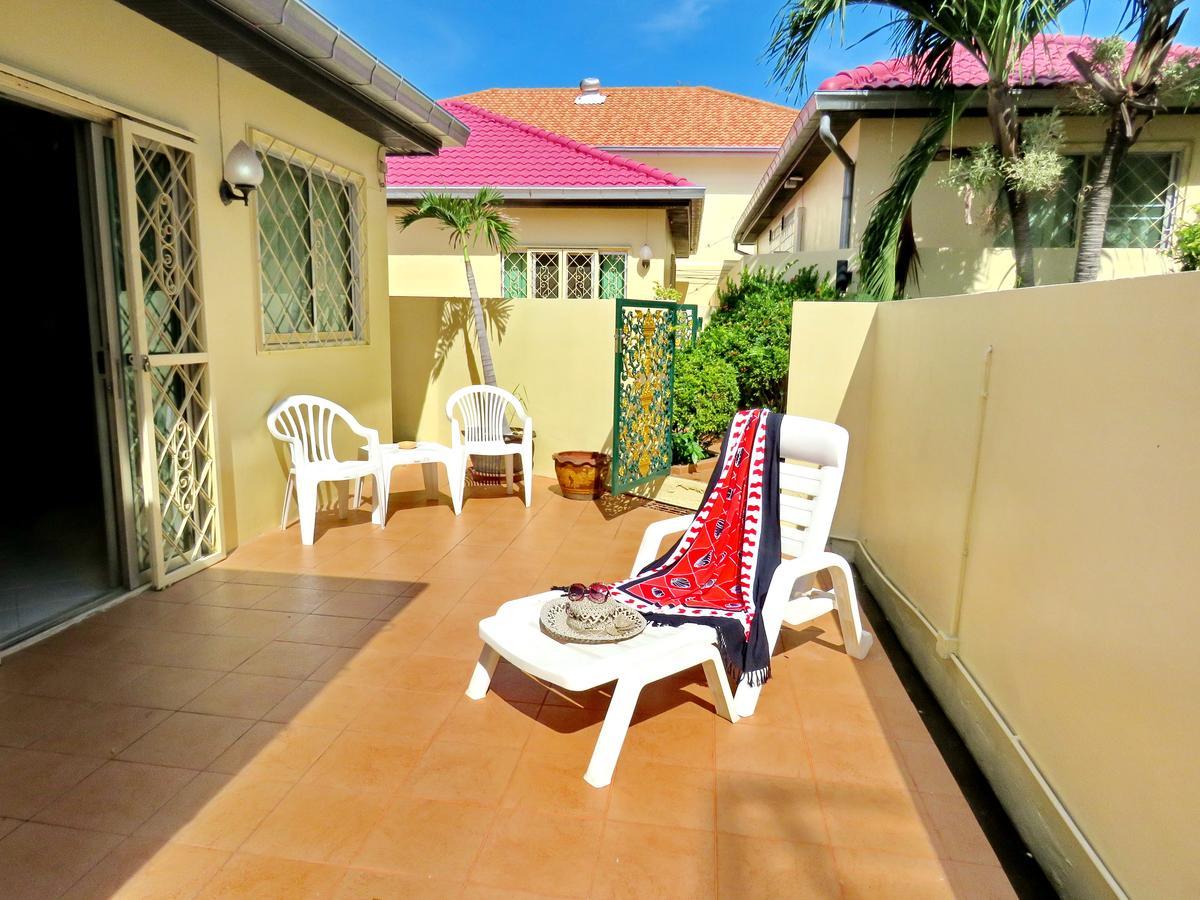 Butterfly Garden Boutique Residences Apts And Villas, A Lifestyle Destination Ex Lg 1-3 Bedroom Units , Full Kitchen, 2 Full Bathrooms, Rain Shower, Spa Bath, Free Bbq, Free Fast Fiber Optic Wifi, Staff 24-7 Патая Екстериор снимка