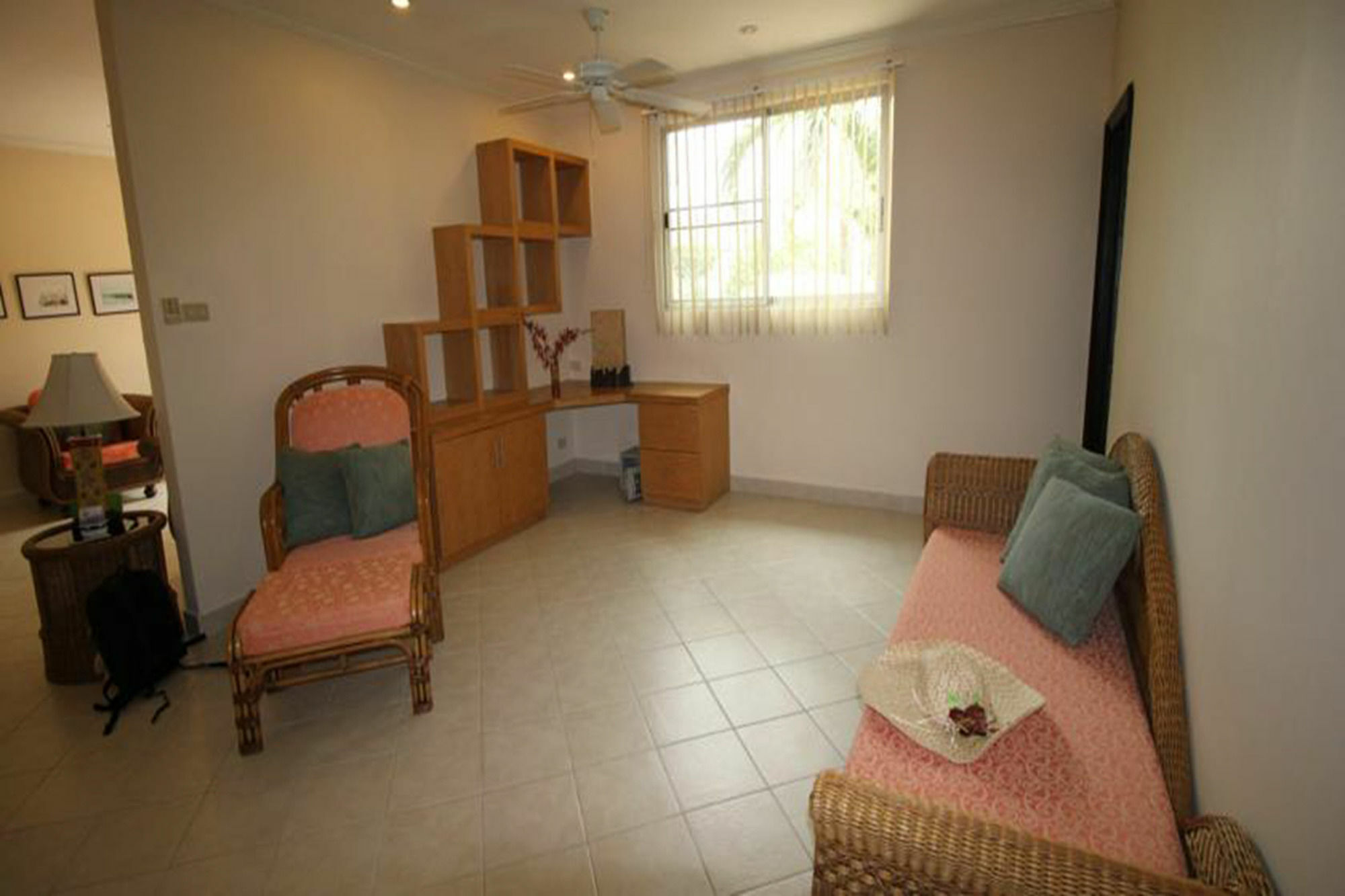 Butterfly Garden Boutique Residences Apts And Villas, A Lifestyle Destination Ex Lg 1-3 Bedroom Units , Full Kitchen, 2 Full Bathrooms, Rain Shower, Spa Bath, Free Bbq, Free Fast Fiber Optic Wifi, Staff 24-7 Патая Екстериор снимка