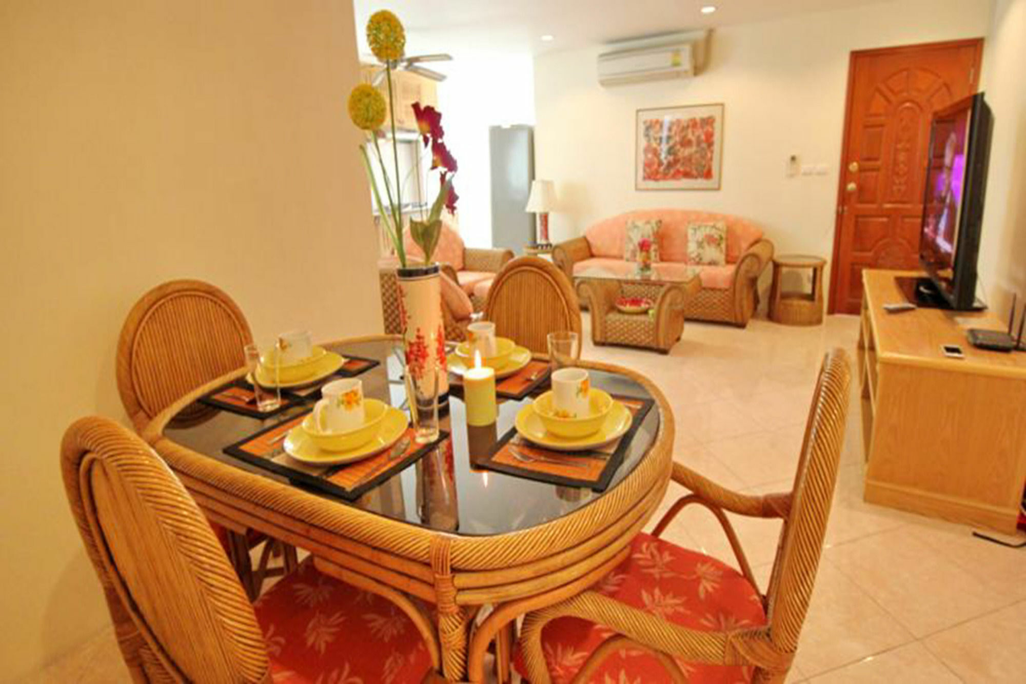Butterfly Garden Boutique Residences Apts And Villas, A Lifestyle Destination Ex Lg 1-3 Bedroom Units , Full Kitchen, 2 Full Bathrooms, Rain Shower, Spa Bath, Free Bbq, Free Fast Fiber Optic Wifi, Staff 24-7 Патая Екстериор снимка